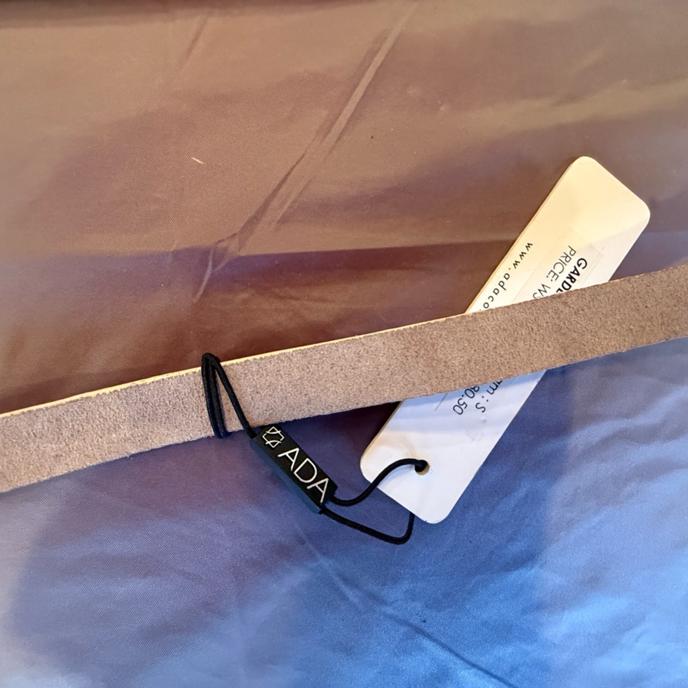 NWT ADA Cream leather floral belt Size Small MSRP $80 - Picture 6 of 9